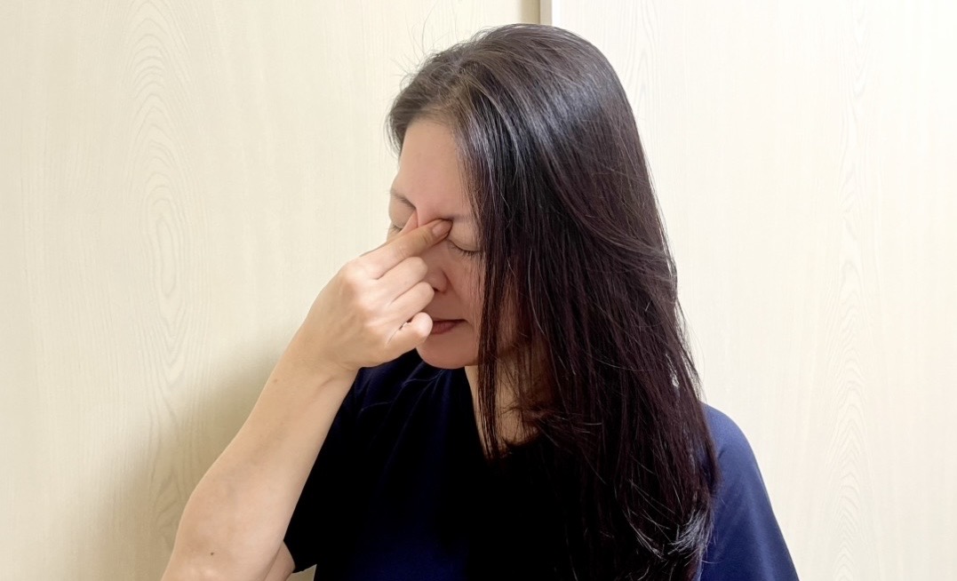 眼精疲労・眼瞼下垂はえいらく鍼灸整骨院へ